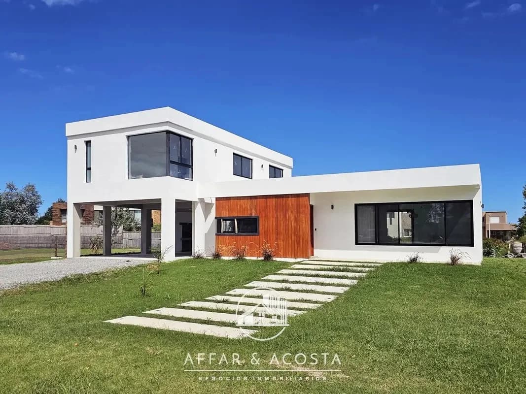 Casa En Venta En Barrio Sheraton